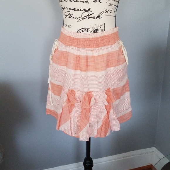 Banana Republic Dresses & Skirts - Banana Republic Cotton Mini skirt